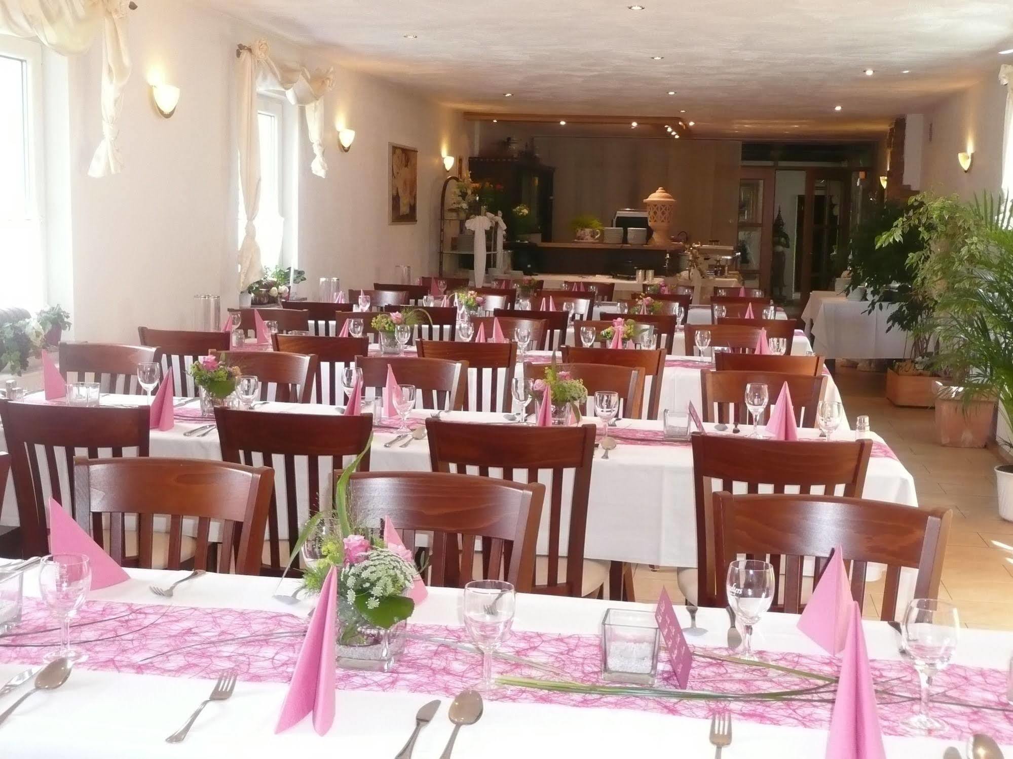 Landgasthaus Bonn Baunatal Exterior photo